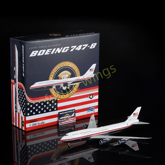 1:200 SQ Wings USAF B747-8 30000 "Air Force One" Diecast Aircraft Model