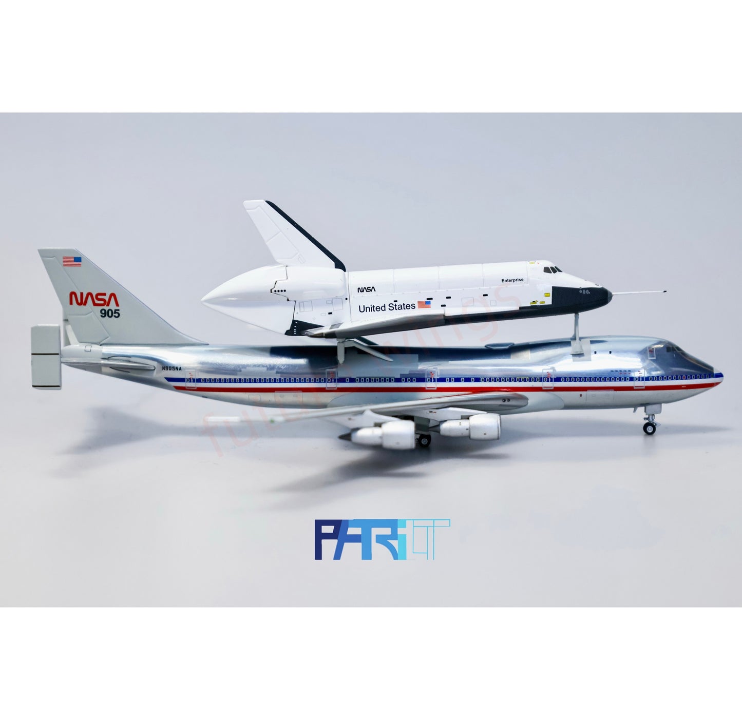 1:400 Patriot  NASA Boeing 747-100 N905NA + Space Shuttle OV-101 Free Stand+Tractor