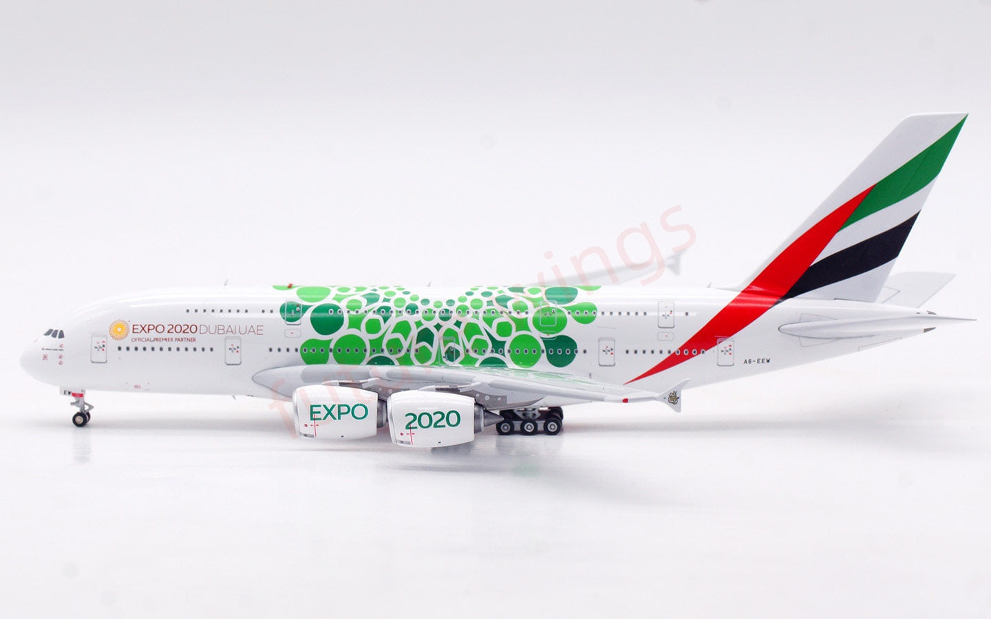 1:400 Aviation400 Emirates Airways A380 A6-EEW "ExPo2020"Aircraft Model Free Tractor+Stand