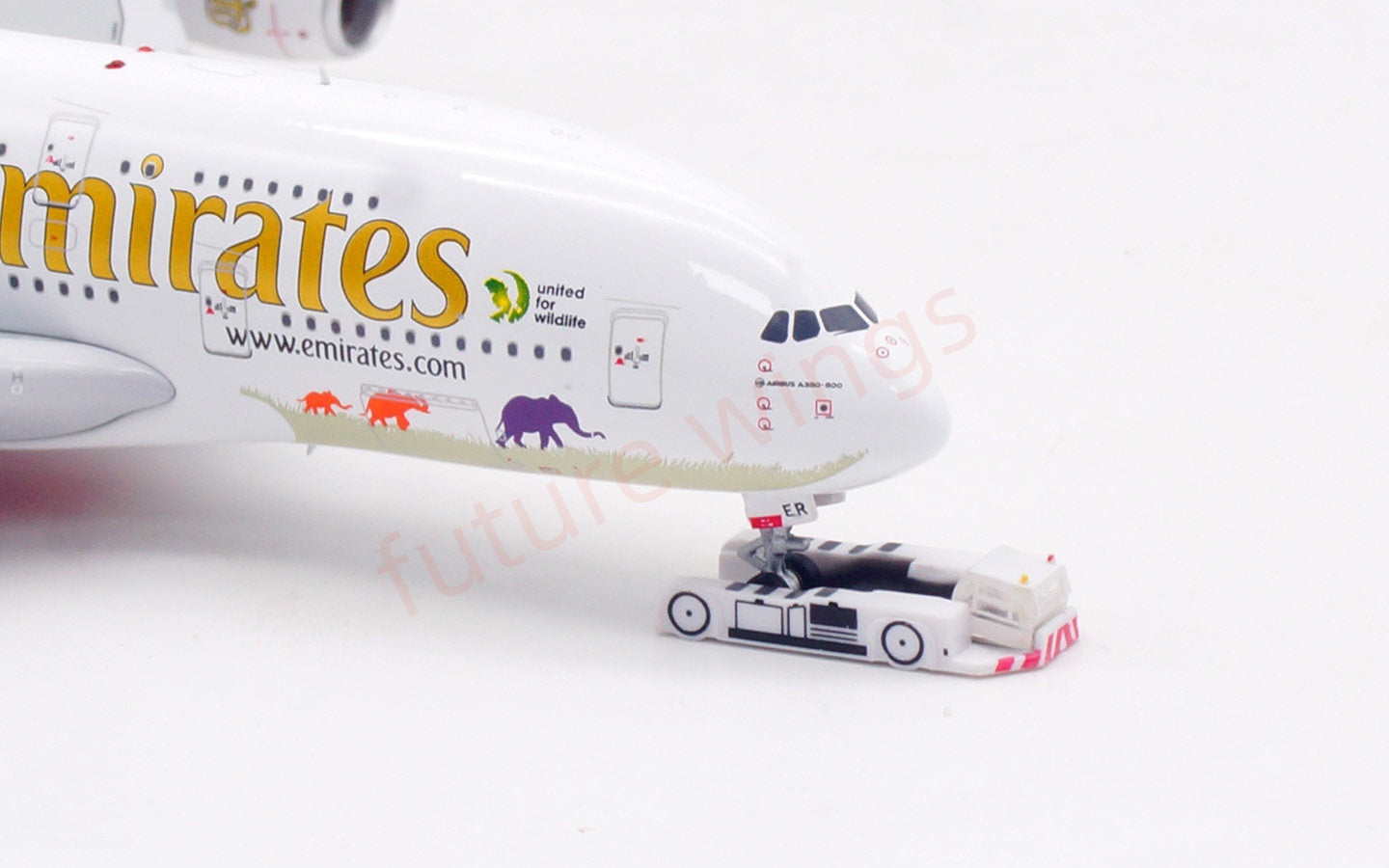 1:400 Aviation400 Emirates Airways A380 A6-EER Aircraft Model Free Tractor+Stand