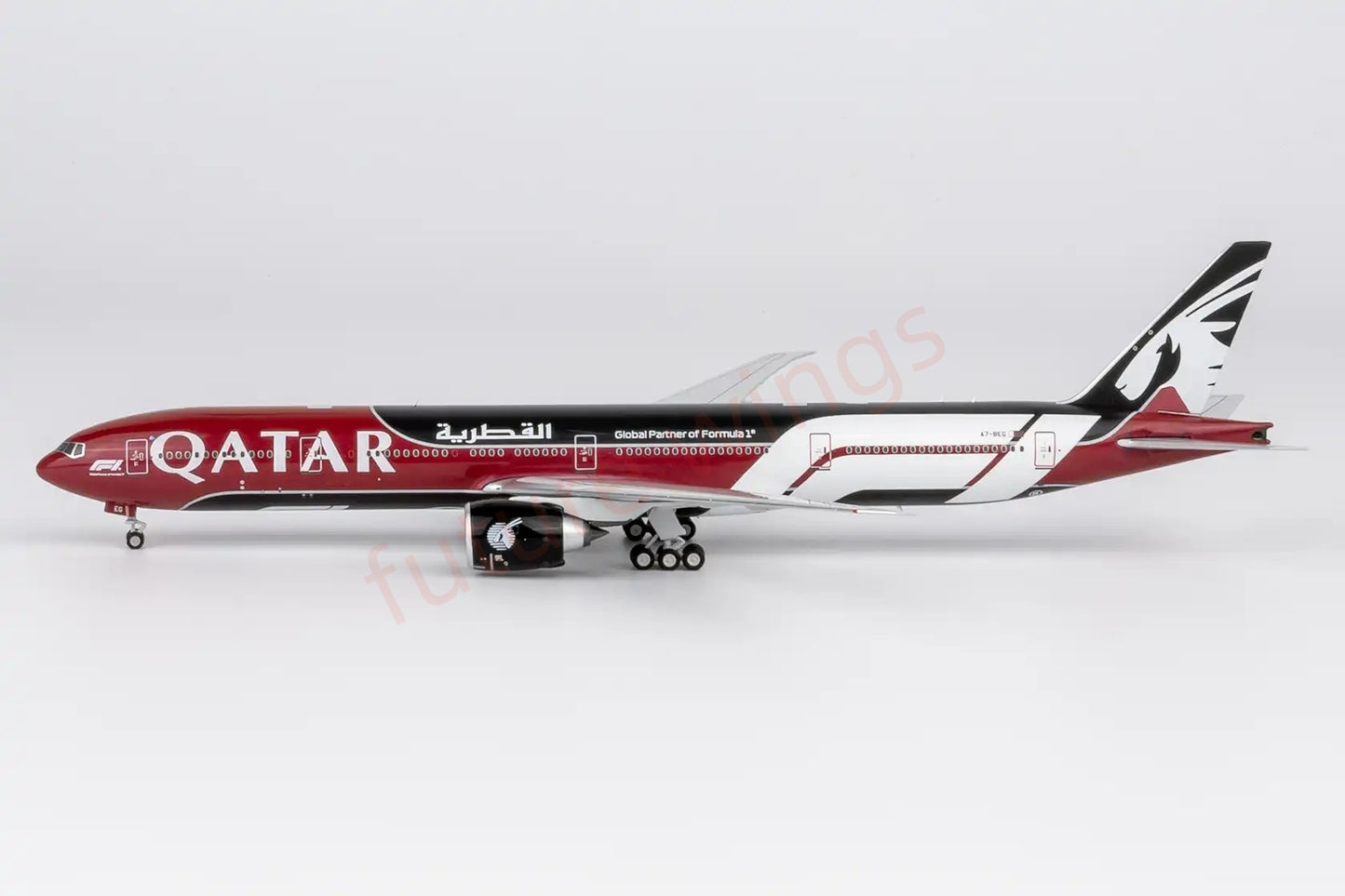1:400 NG Models NG73095 Qatar Airways B777-300ER A7-BEG"Luxury Package" Aircraft Model+Free Tractor