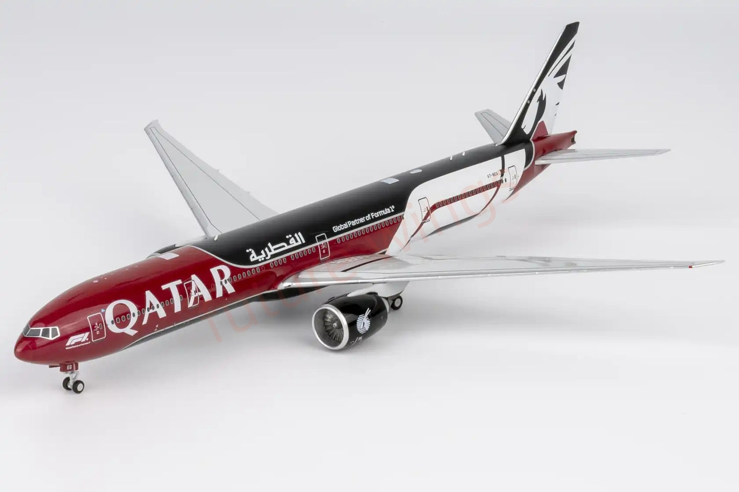 1:400 NG Models NG73096 Qatar Airways B777-300ER A7-BEG Aircraft Model+Free Tractor