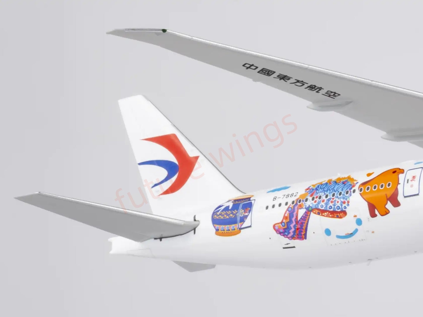 1:400 NG Models NG73088 China Eastern Airlines B777-300ER B-7882"Luxury Package" Aircraft Model+Free Tractor