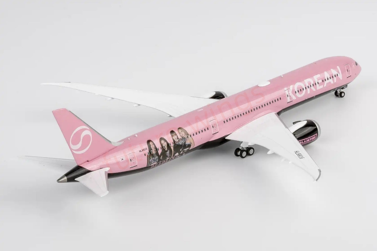 1:400 NG Models NG56034 Korean Airlines B787-10 HL8816 "BlackPink" Aircraft Model+Free Tractor