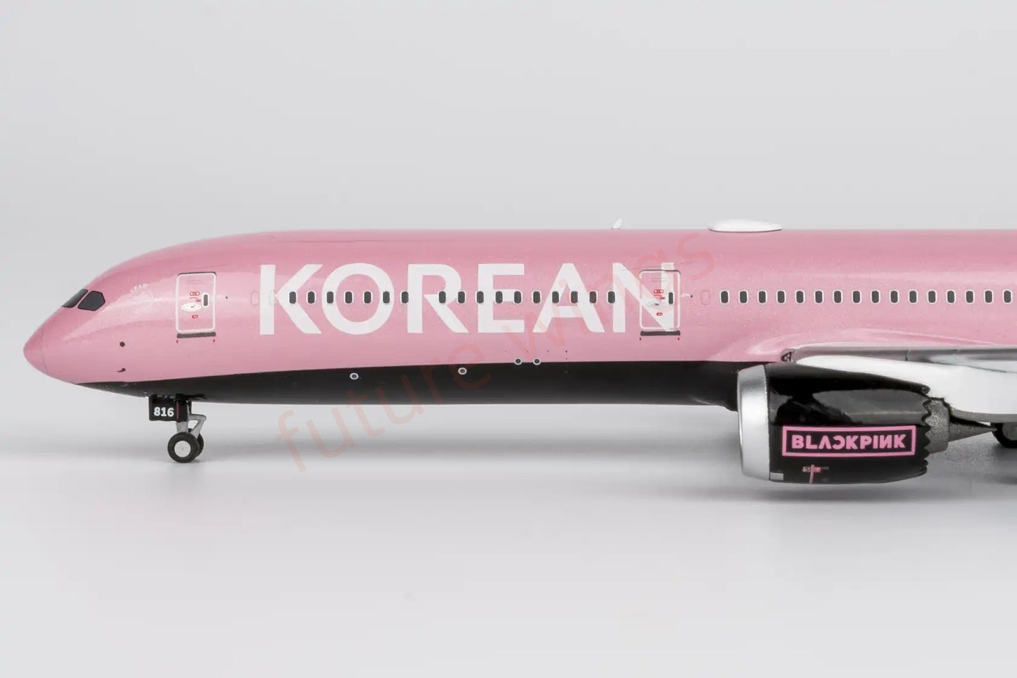 1:400 NG Models NG56034 Korean Airlines B787-10 HL8816 "BlackPink" Aircraft Model+Free Tractor