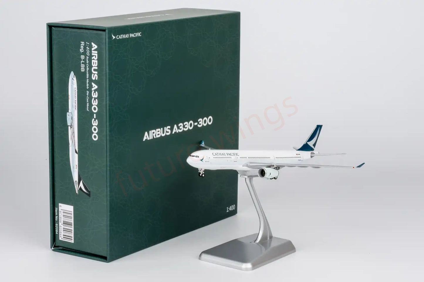 1:400 NG Models NG62084 Cathay Pacific A330-300 B-LBB "Luxury Package"Aircraft Model+Free Tractor