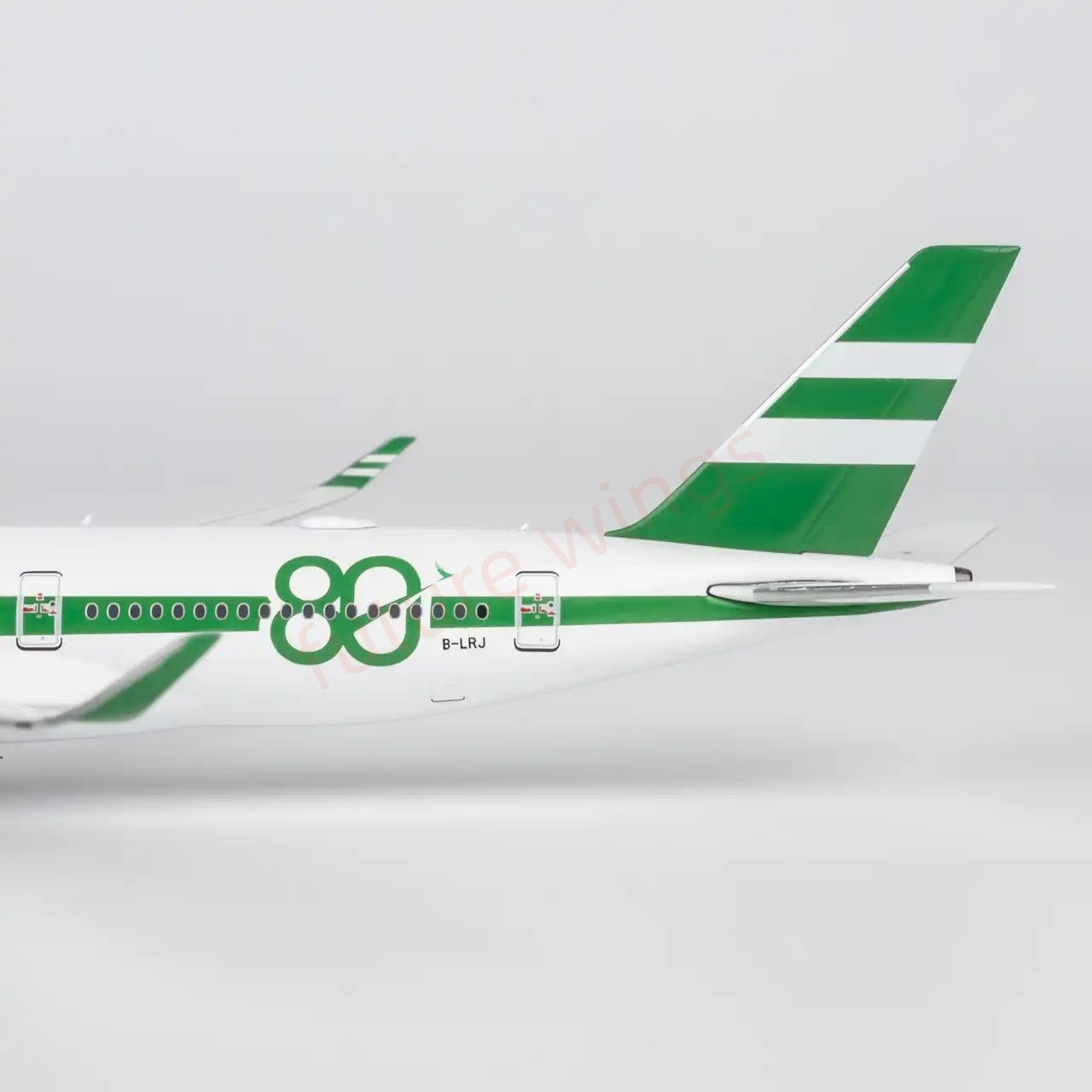 1:400 NG Models NG39129 Cathay Pacific A350-900 B-LRJ  "80Years"Aircraft Model+Free Tractor