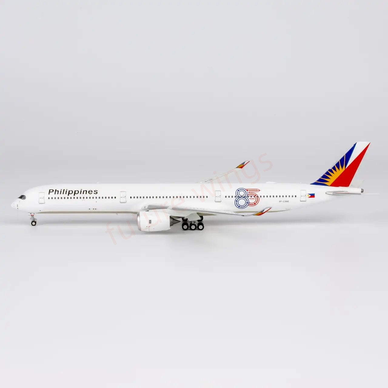 1:400 NG Models NG57027 Philippine Airlines A350-1000 RP-C3510 "Luxury Package"Aircraft Model+Free Tractor