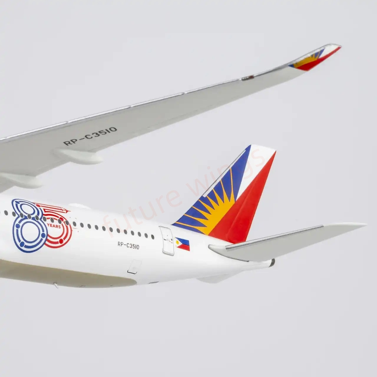 1:400 NG Models NG57027 Philippine Airlines A350-1000 RP-C3510 "Luxury Package"Aircraft Model+Free Tractor