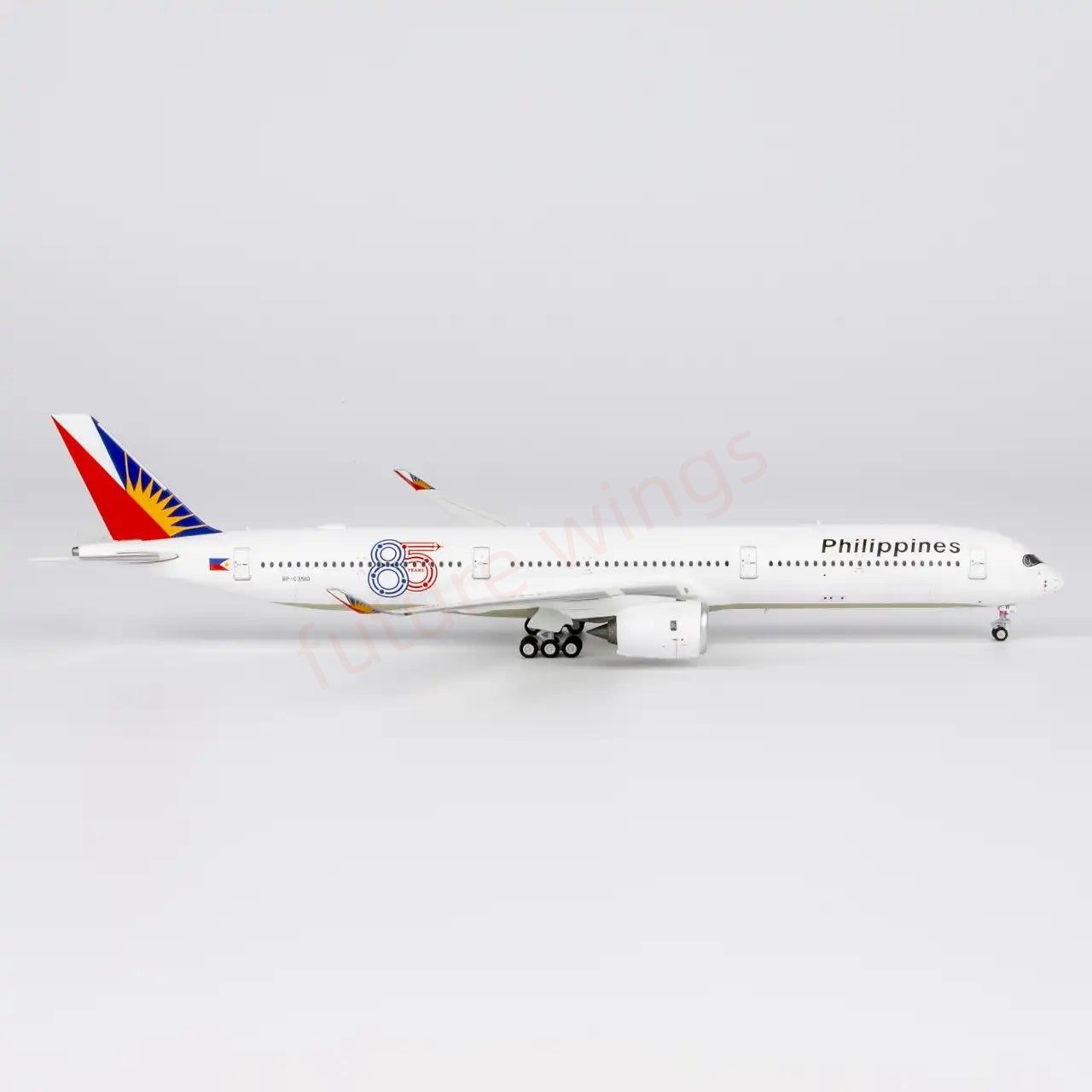 1:400 NG Models NG57027 Philippine Airlines A350-1000 RP-C3510 "Luxury Package"Aircraft Model+Free Tractor