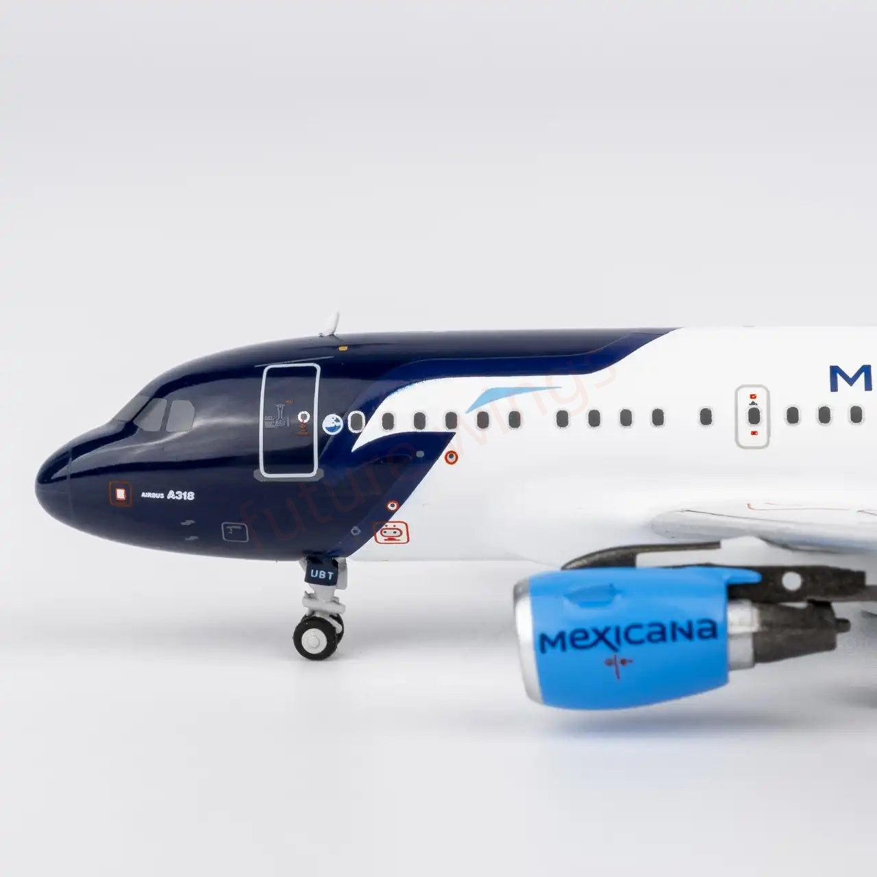 1:400 NG Models NG48027 Mexican A318-100 XA-UBT Aircraft Model+Free Tractor