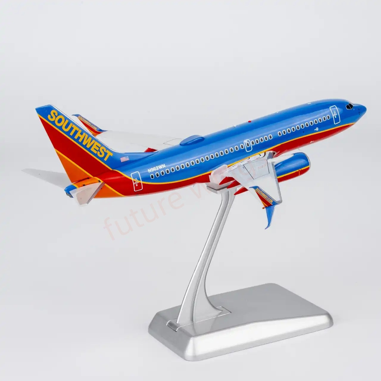 1:200 NG Models NG05037 SouthWest Airlines B737-700 N962WN Diecast Aircraft Model