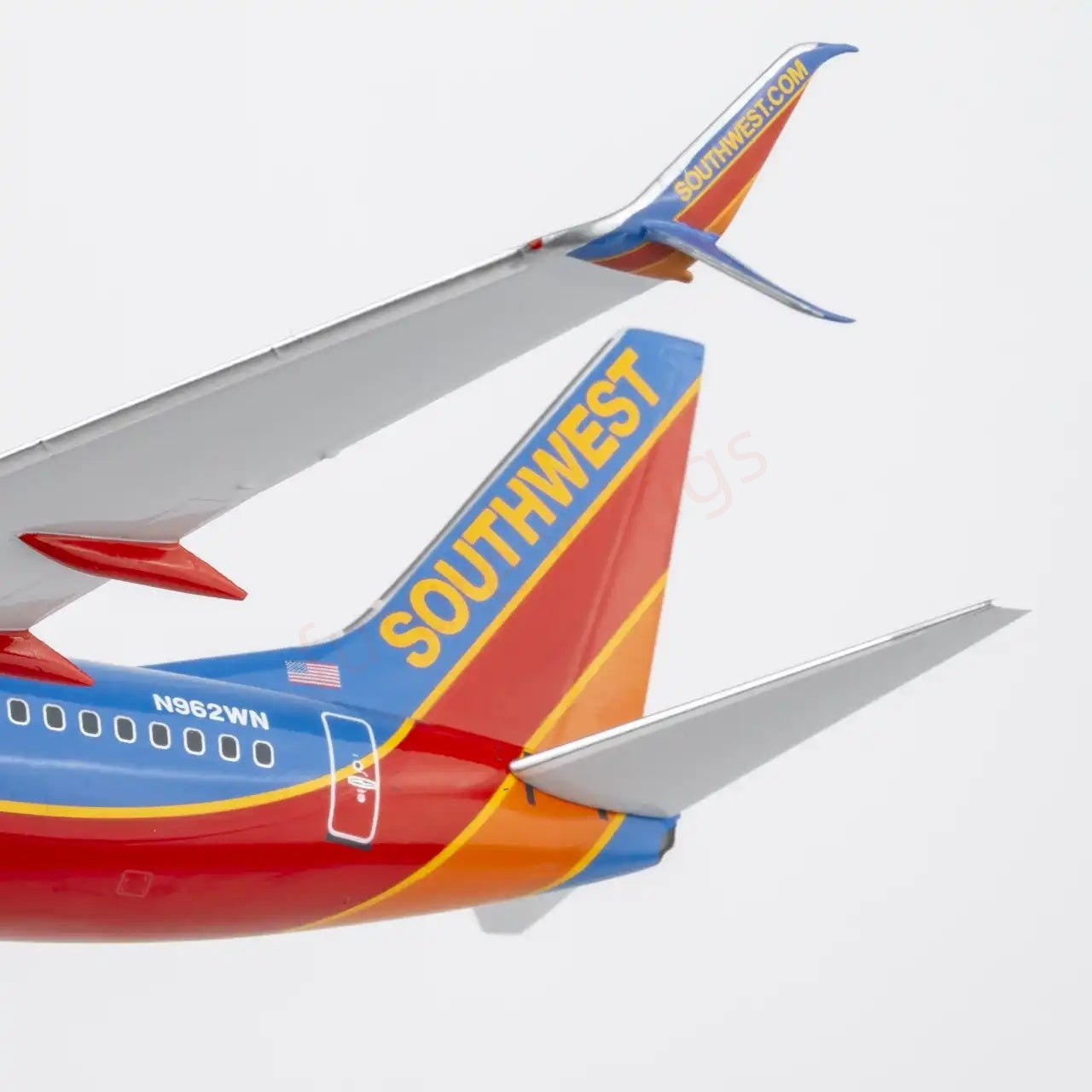 1:200 NG Models NG05037 SouthWest Airlines B737-700 N962WN Diecast Aircraft Model