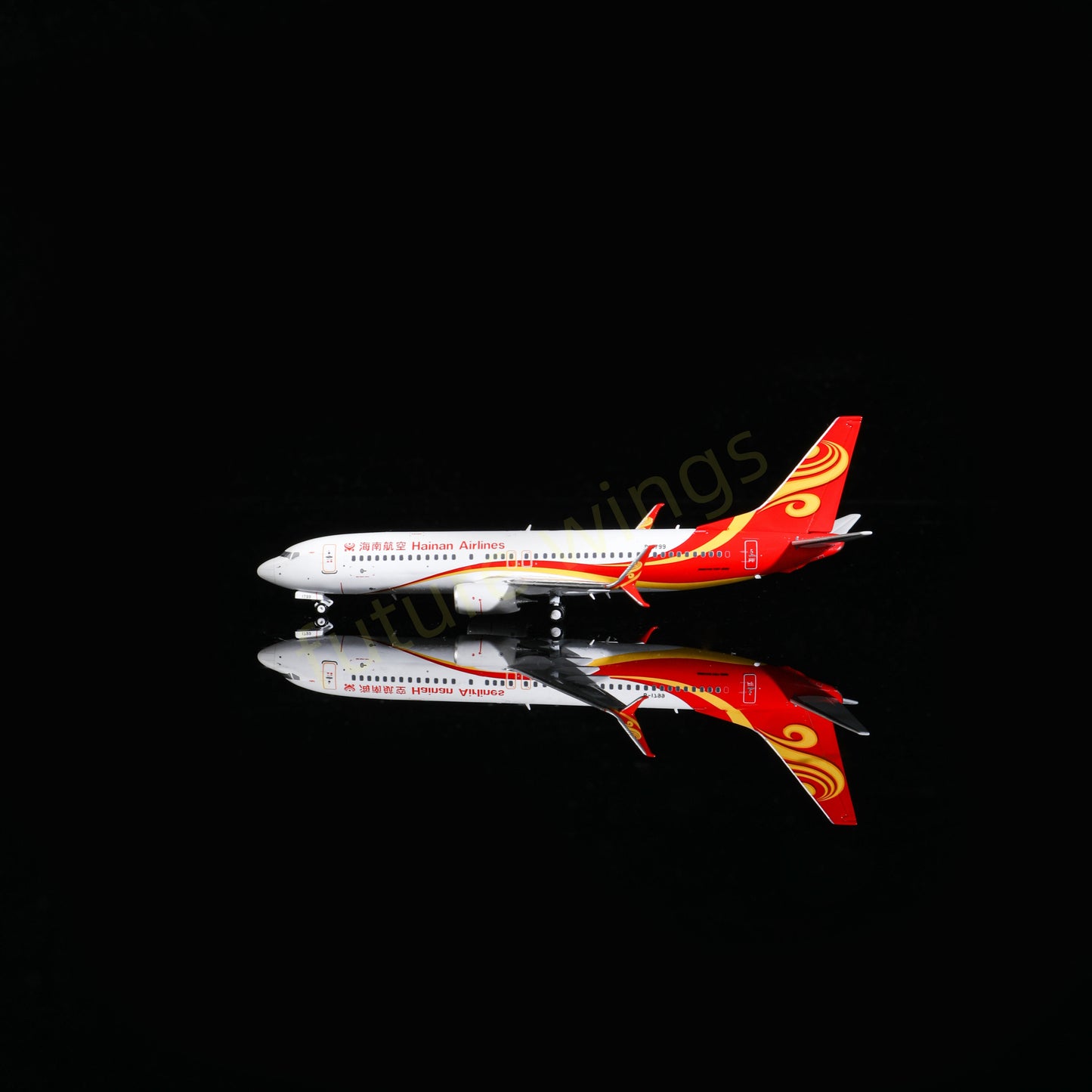 1:400 AeroPolaris Hainan Airlines Airlines B737-800 B-1799 Aircraft Model+Free Tractor
