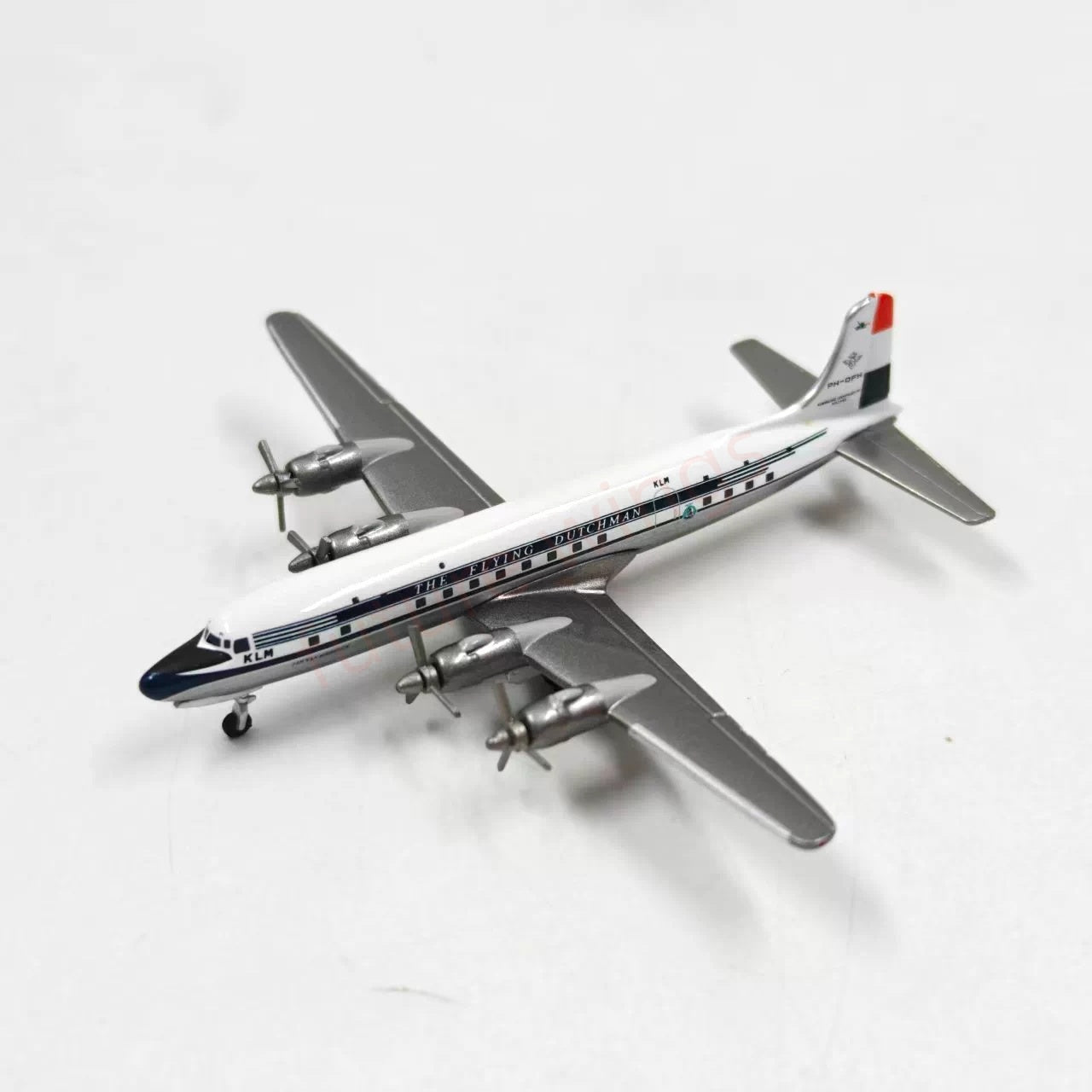 1:500 Herpa Wings 536998 KLM Douglas DC-6B PH-DFH Diecast Aircraft Model