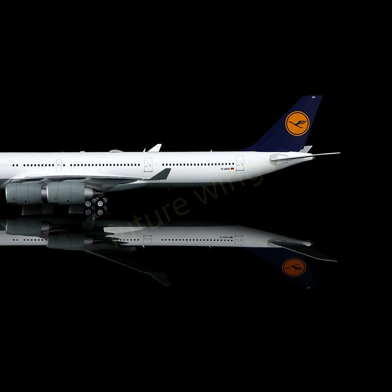 1:200 SQ Wings Lufthansa Airlines A340-600 D-AIHX Aircraft Model