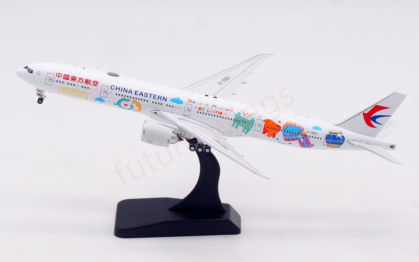 1:400 Aviation400 China Eastern Airlines B777-300ER B-7882 Aircraft Model Free Tractor+Stand