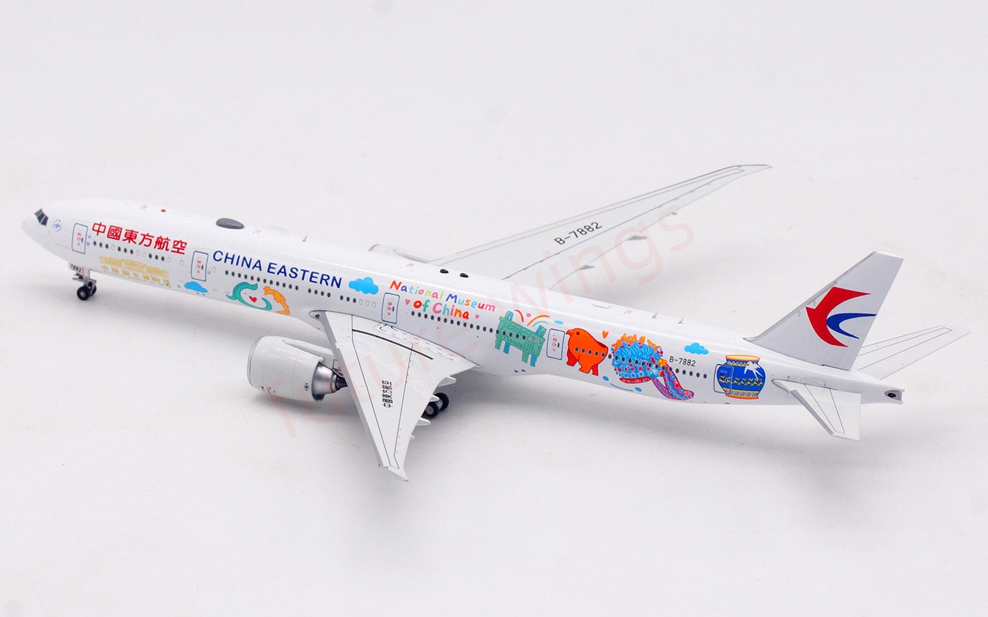 1:400 Aviation400 China Eastern Airlines B777-300ER B-7882 Aircraft Model Free Tractor+Stand