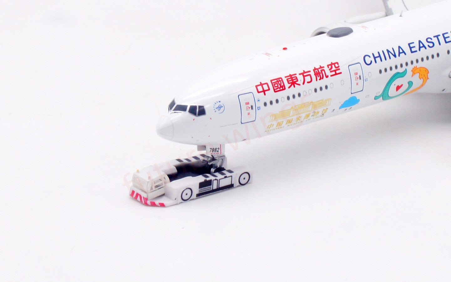 1:400 Aviation400 China Eastern Airlines B777-300ER B-7882 Aircraft Model Free Tractor+Stand
