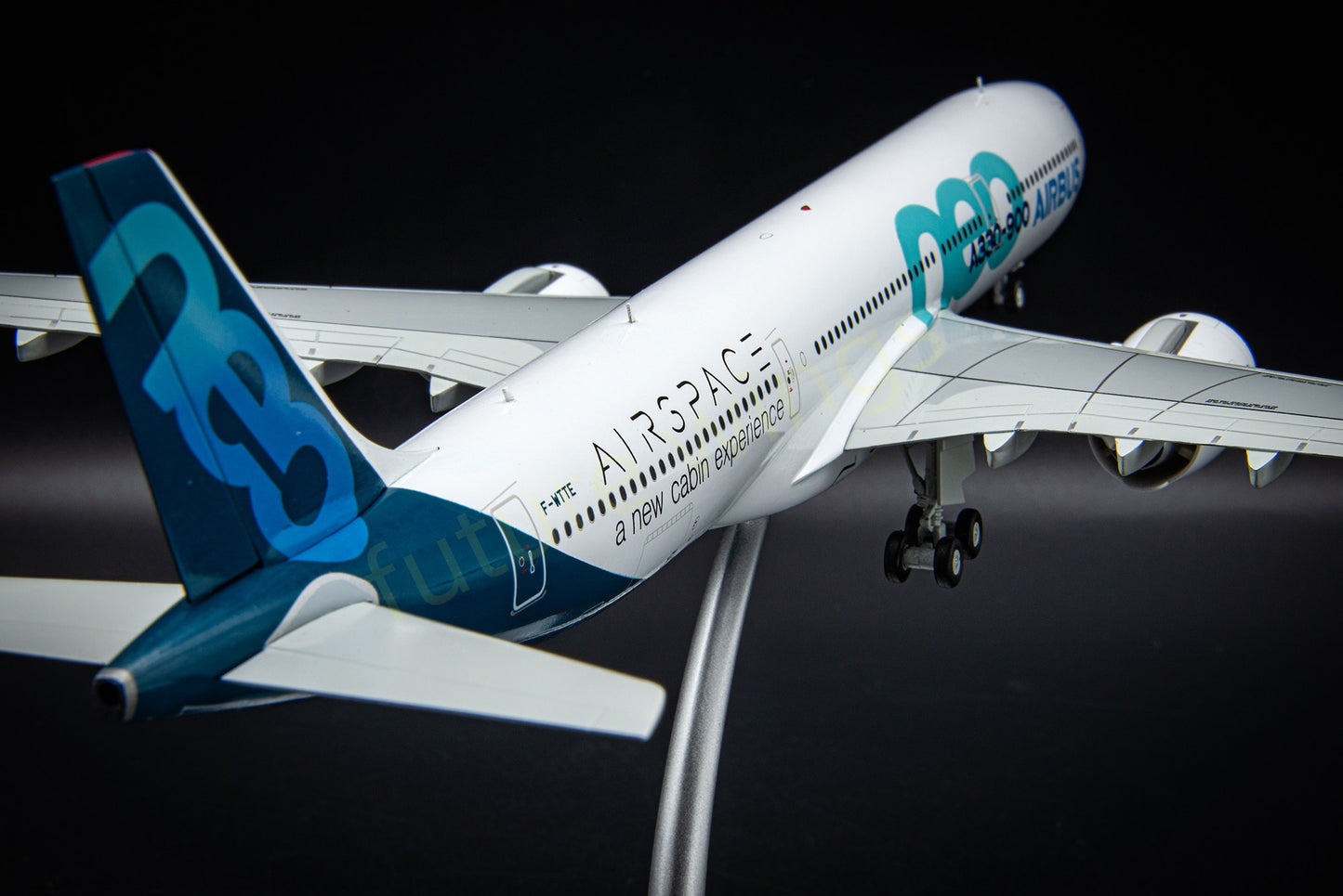 (Very Rare)1:200 JC Wings Airbus House Color A330-900neo F-WTTE F-WTTN Diecast Aircraft Model With Stand