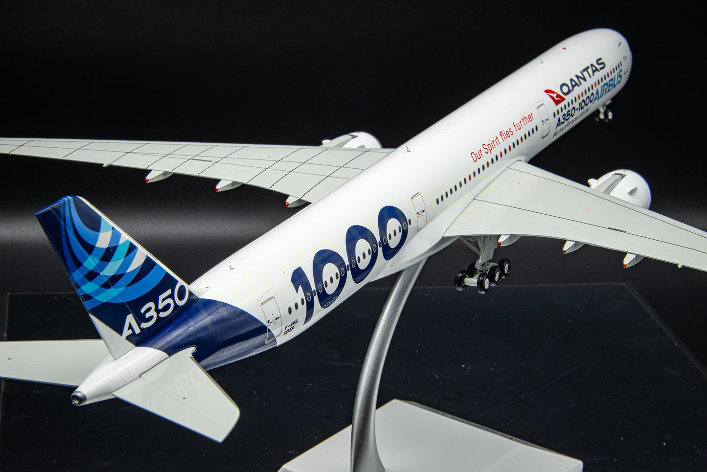 (Very Rare)1:200 JC Wings Airbus House Color A350-1000 F-WWIL Diecast Aircraft Model