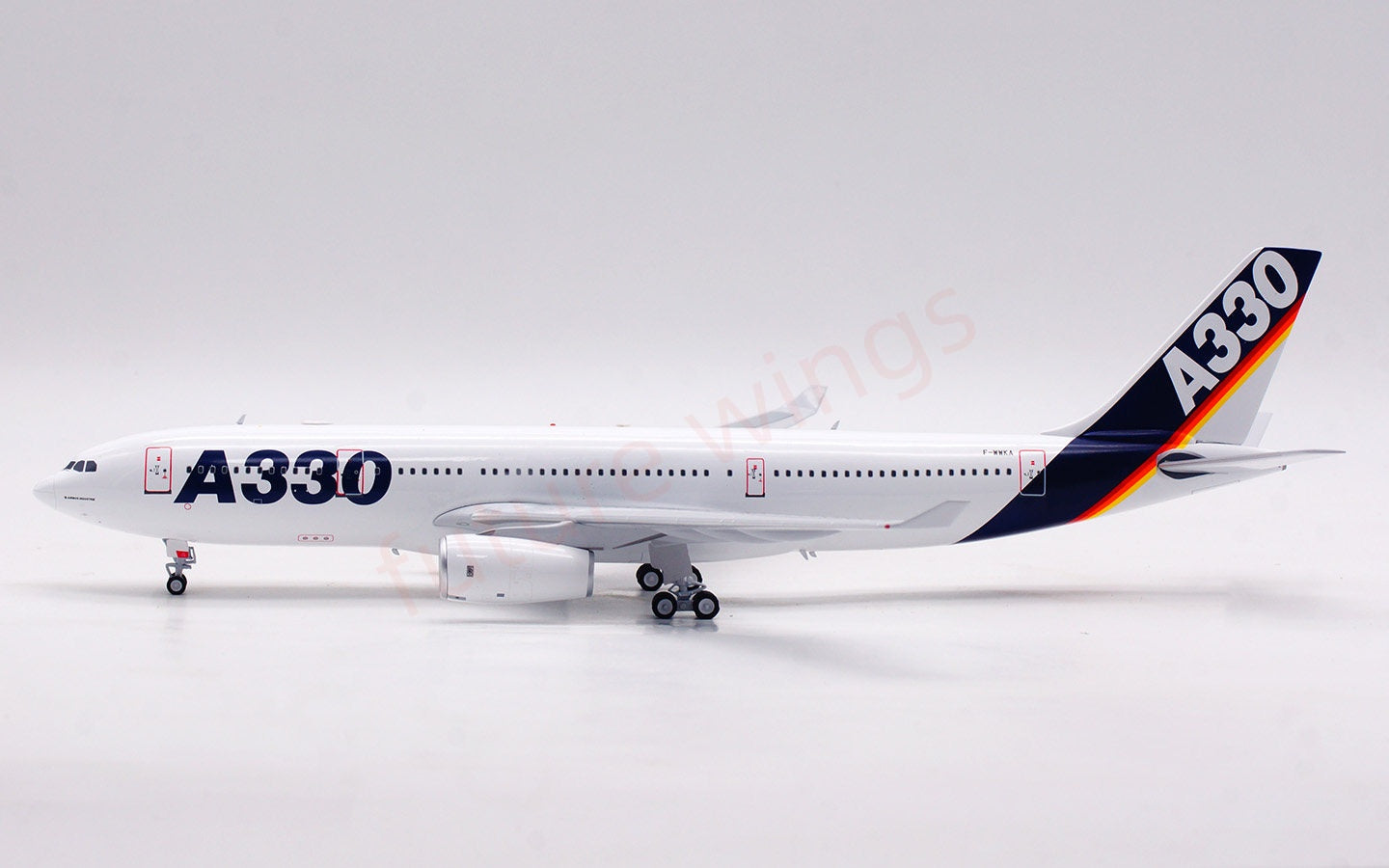 1:200 InFlight200 Airbus House Color A330-200 F-WWKA Aircraft Model With Stand