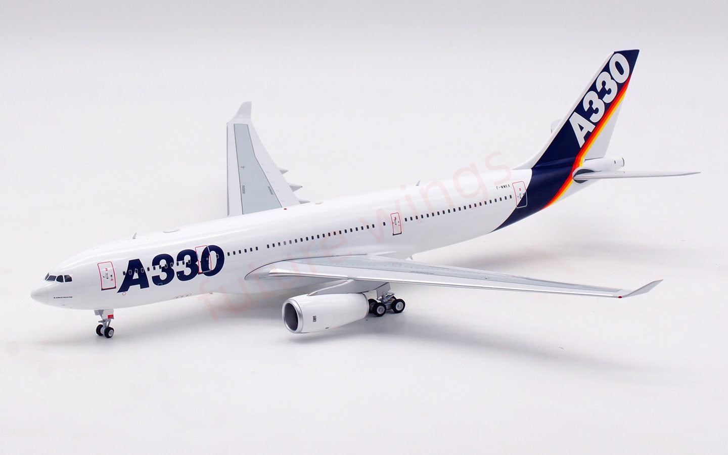 1:200 InFlight200 Airbus House Color A330-200 F-WWKA Aircraft Model With Stand