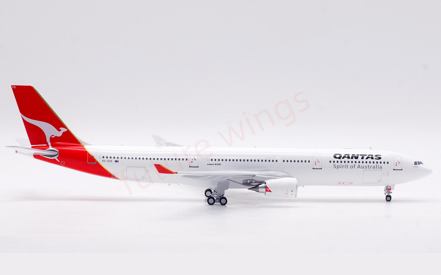 1:200 InFlight200 Qantas Airways A330-300 VH-QPB Aircraft Model With Stand