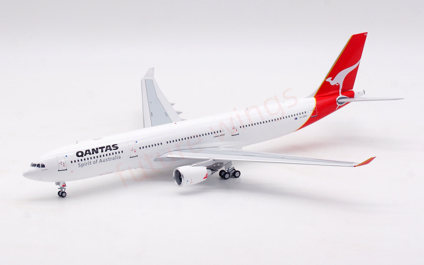 1:200 InFlight200 Qantas Airways A330-300 VH-QPB Aircraft Model With Stand