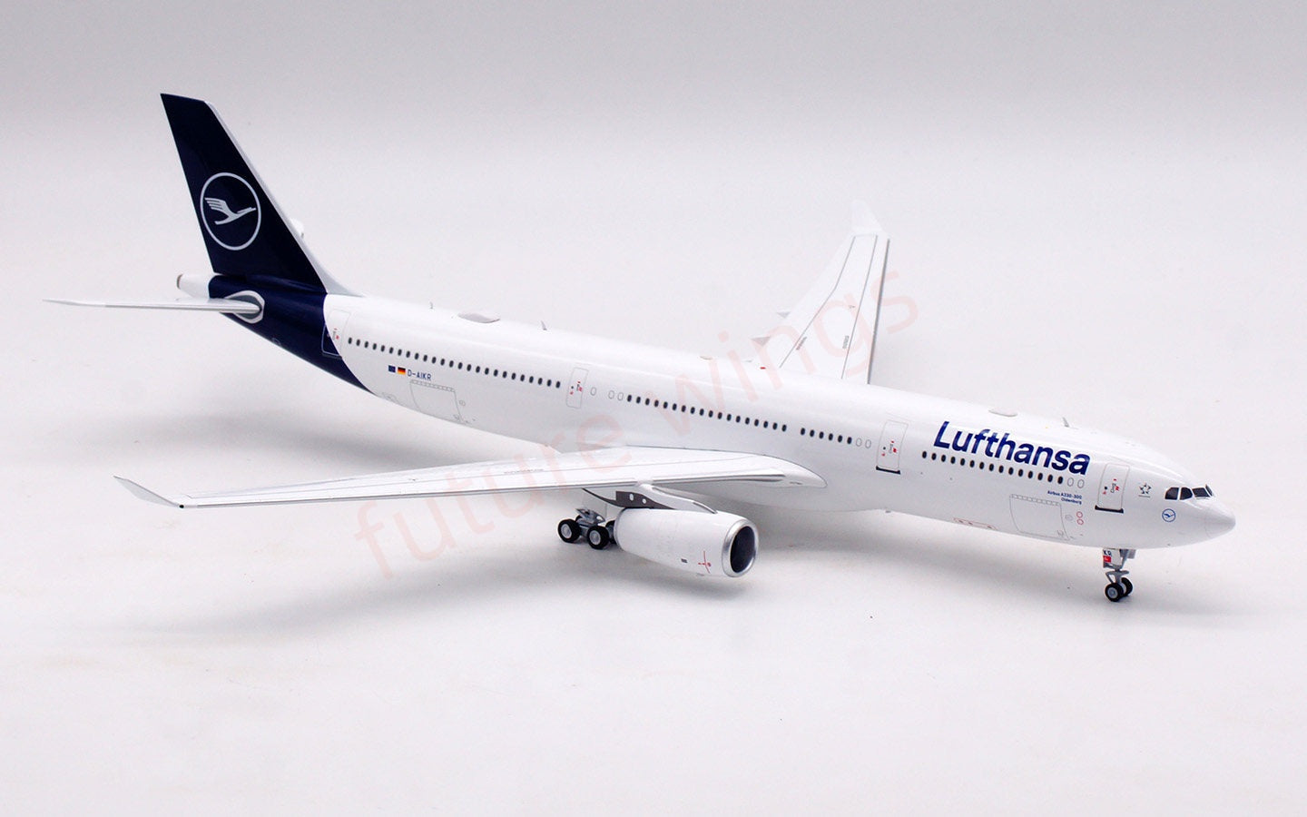 1:200 B-Models（InFlight200) Lufthansa Airlines A330-300 D-AIKR Aircraft Model With Stand