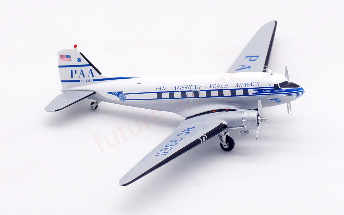 1:200 InFlight200 PAN AM DC-3 NC33611 Aircraft Model With Stand