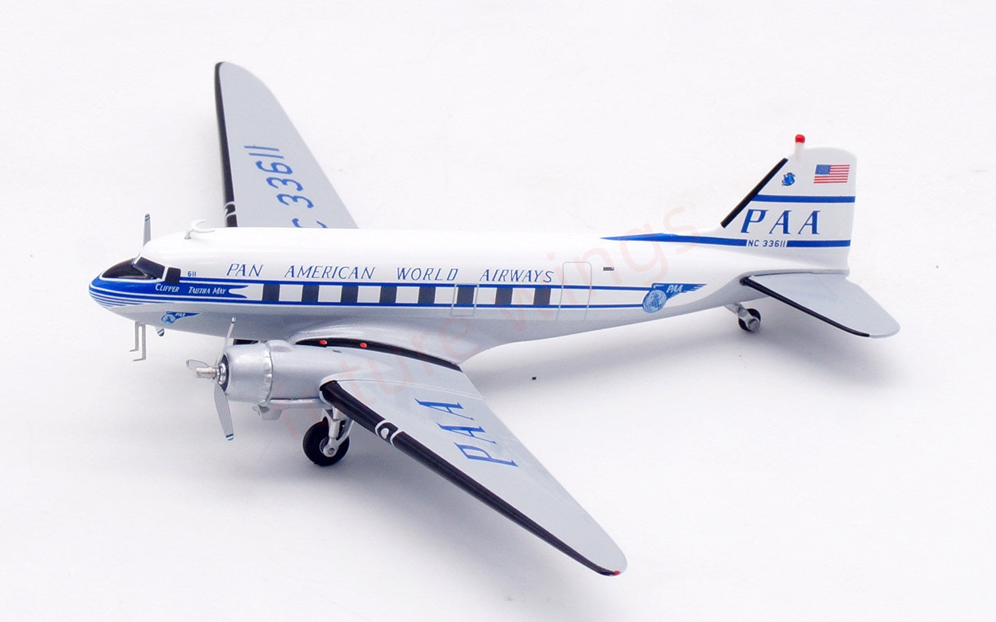 1:200 InFlight200 PAN AM DC-3 NC33611 Aircraft Model With Stand