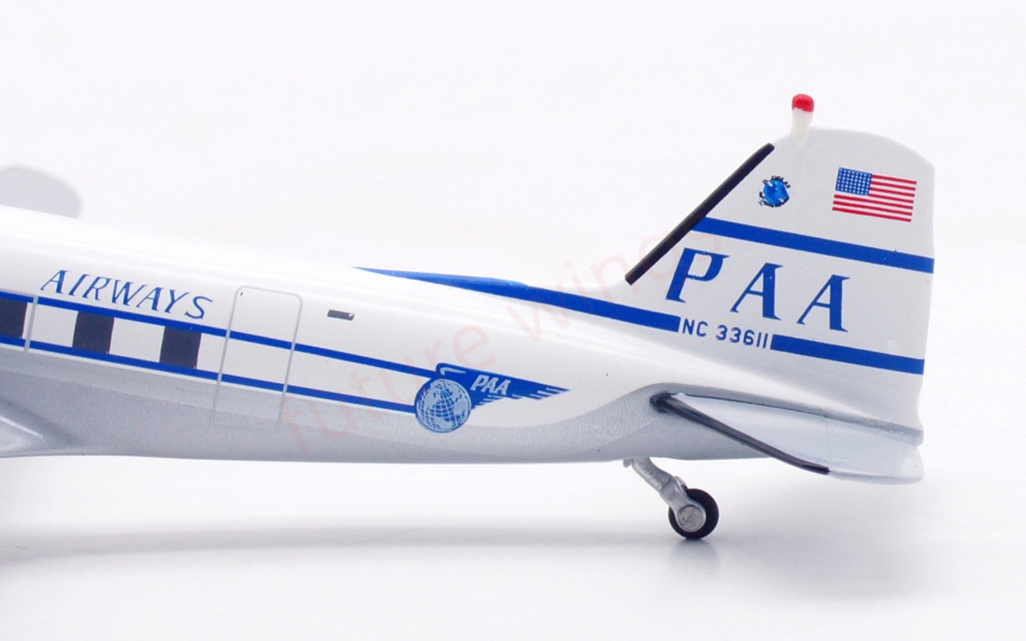 1:200 InFlight200 PAN AM DC-3 NC33611 Aircraft Model With Stand
