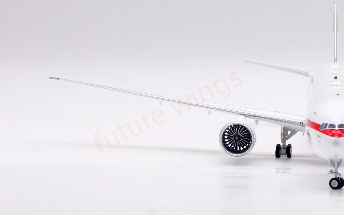 1:200 InFlight200 UAE B777-300 A6-SIL Diecast Aircraft Model