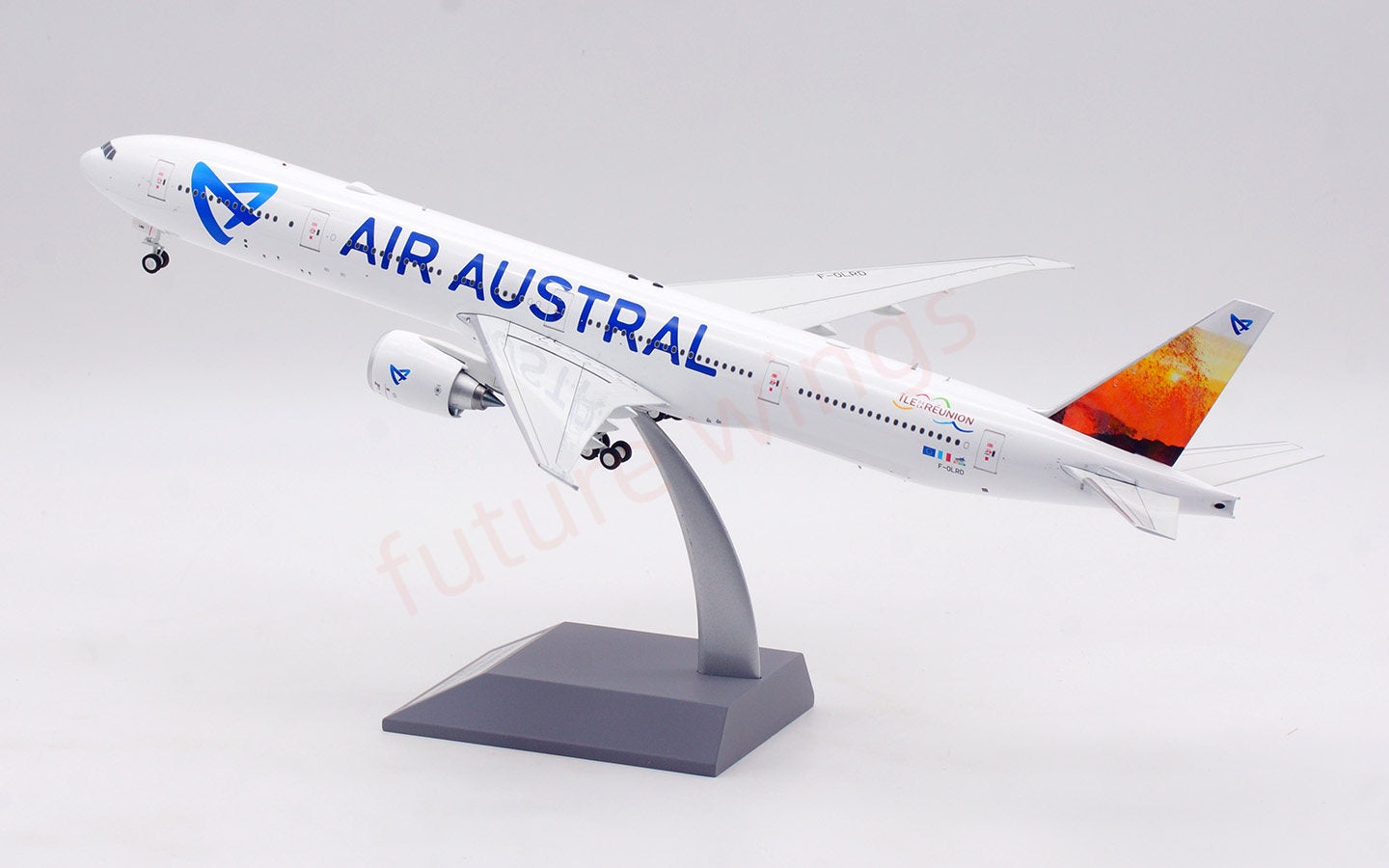1:200 InFlight200 Air Austral B777-300ER F-OLRD Diecast Aircraft Model