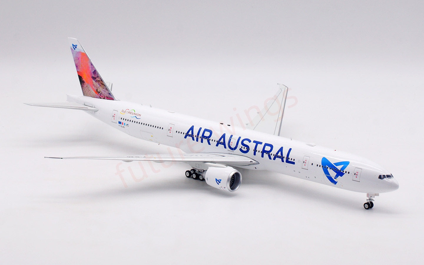 1:200 InFlight200 Air Austral B777-300ER F-OLRD Diecast Aircraft Model