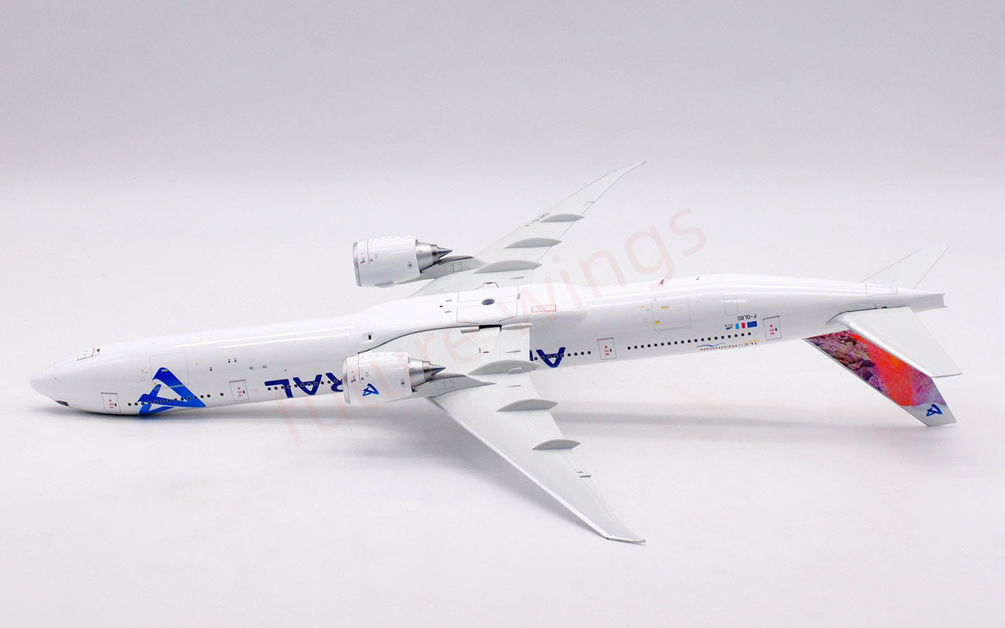 1:200 InFlight200 Air Austral B777-300ER F-OLRD Diecast Aircraft Model