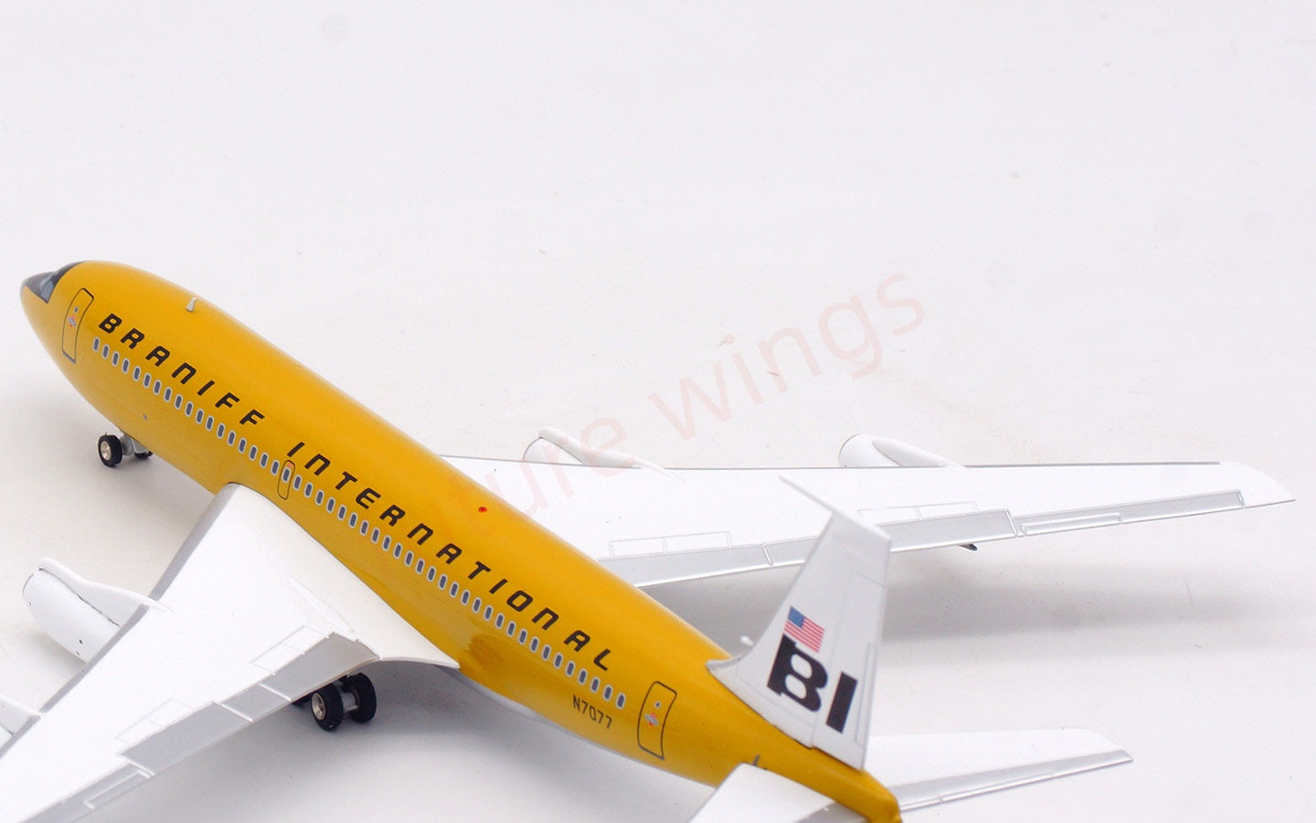 1:200 InFlight200 Braniff International B720 N7077 Diecast Aircraft Model