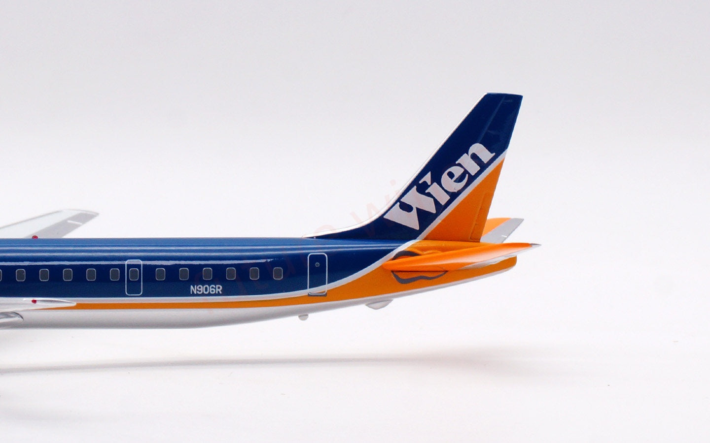 1:200 InFlight200 Wien Air Alaska DC-8-63 N906R Diecast Aircraft Model
