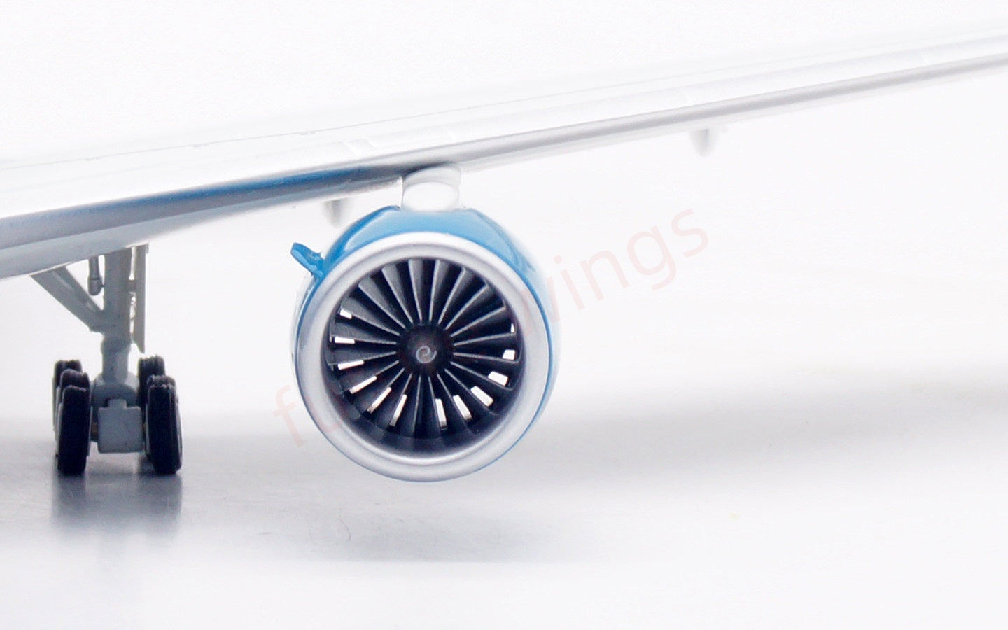 1:200 InFlight200 Vietnam Airlines B777-200 VN-A143 Diecast Aircraft Model