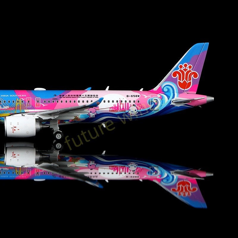 1:400 HX Models China Southern Airlines C919 B-658W Aircraft Model+Free Tractor