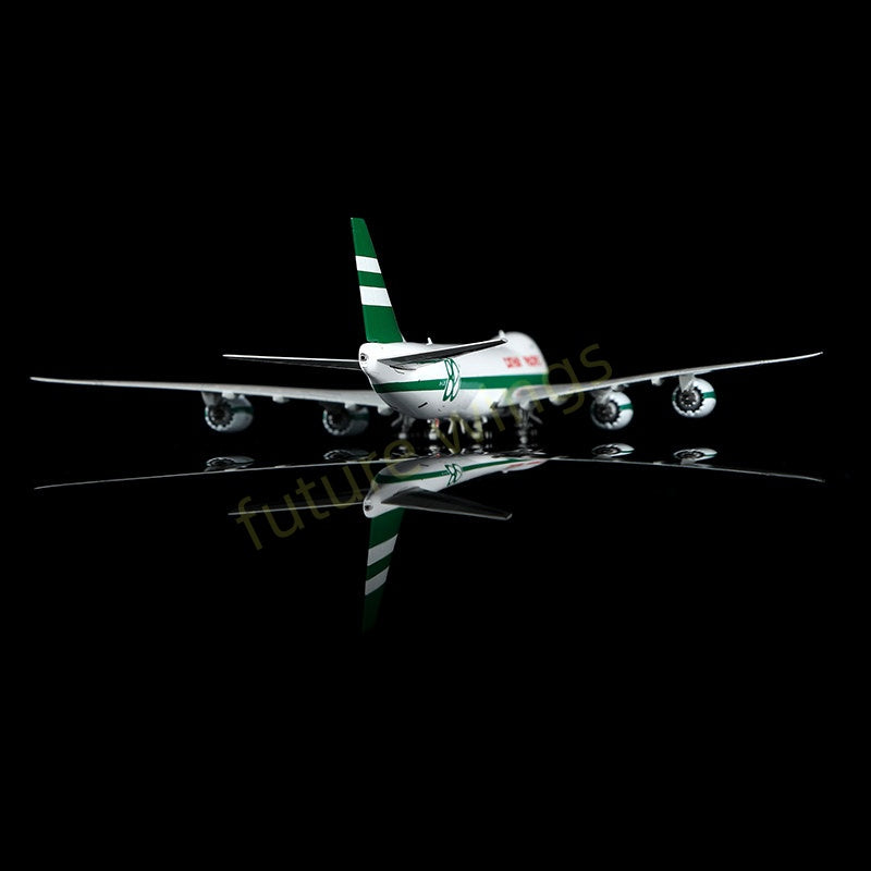 1:400 YY Wings Cathay Pacific B747-8F B-LJE “80Years” Aircraft Model Free Tractor+Stand