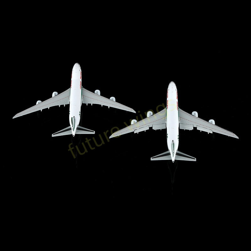 1:400 YY Wings Cathay Pacific B747-8F B-LJE “80Years” Aircraft Model Free Tractor+Stand