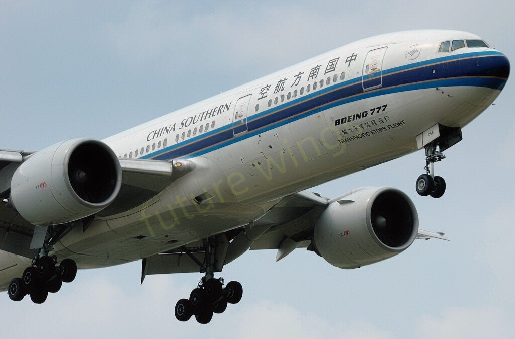 1:200 KJ Models(InFlight200) China Southern Airlines B777-200ER B-2056 Diecast Aircraft Model