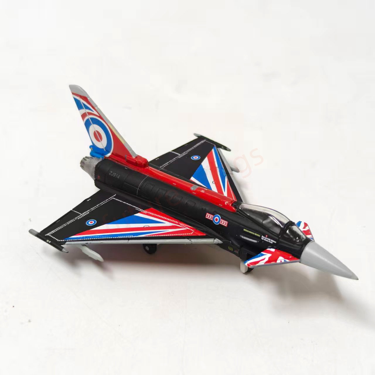 1:400 Herpa Wings 538008 Eurofighter Typhoon RAF ZJ914 Diecast Aircraft Model