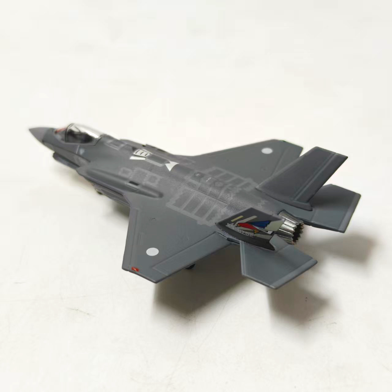 1:400 Herpa Wings 573597 Janpan Air Force F-35 69-8702 Diecast Aircraft Model
