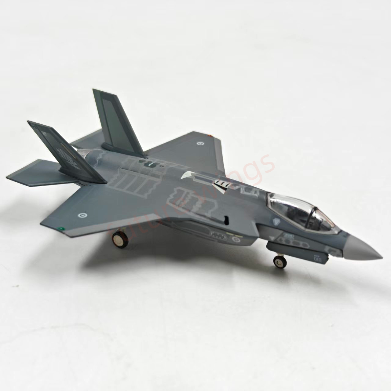 1:400 Herpa Wings 570534 Australian Air Force F-35A Lightning II A35-010 Diecast Airplane Model