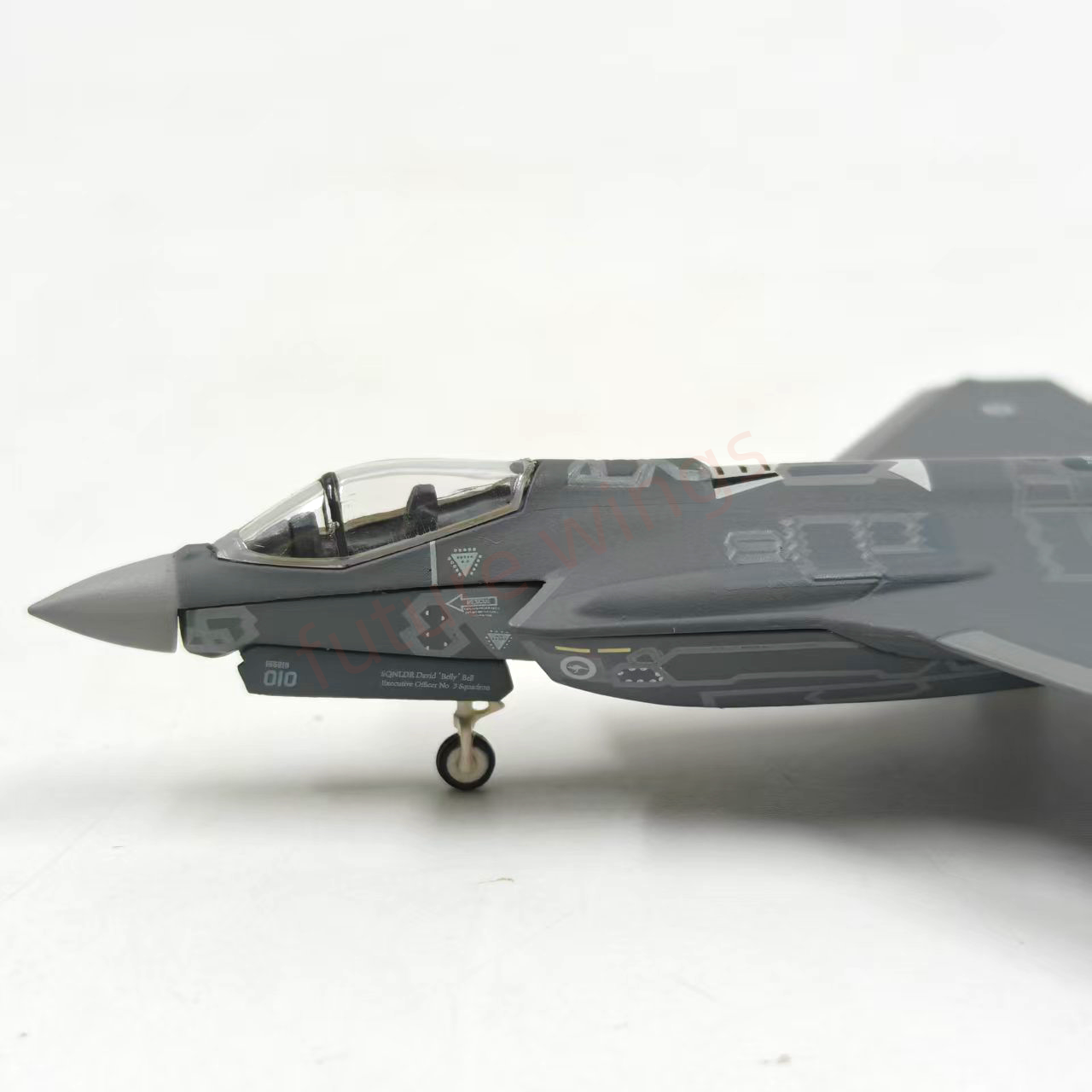 1:400 Herpa Wings 570534 Australian Air Force F-35A Lightning II A35-010 Diecast Airplane Model
