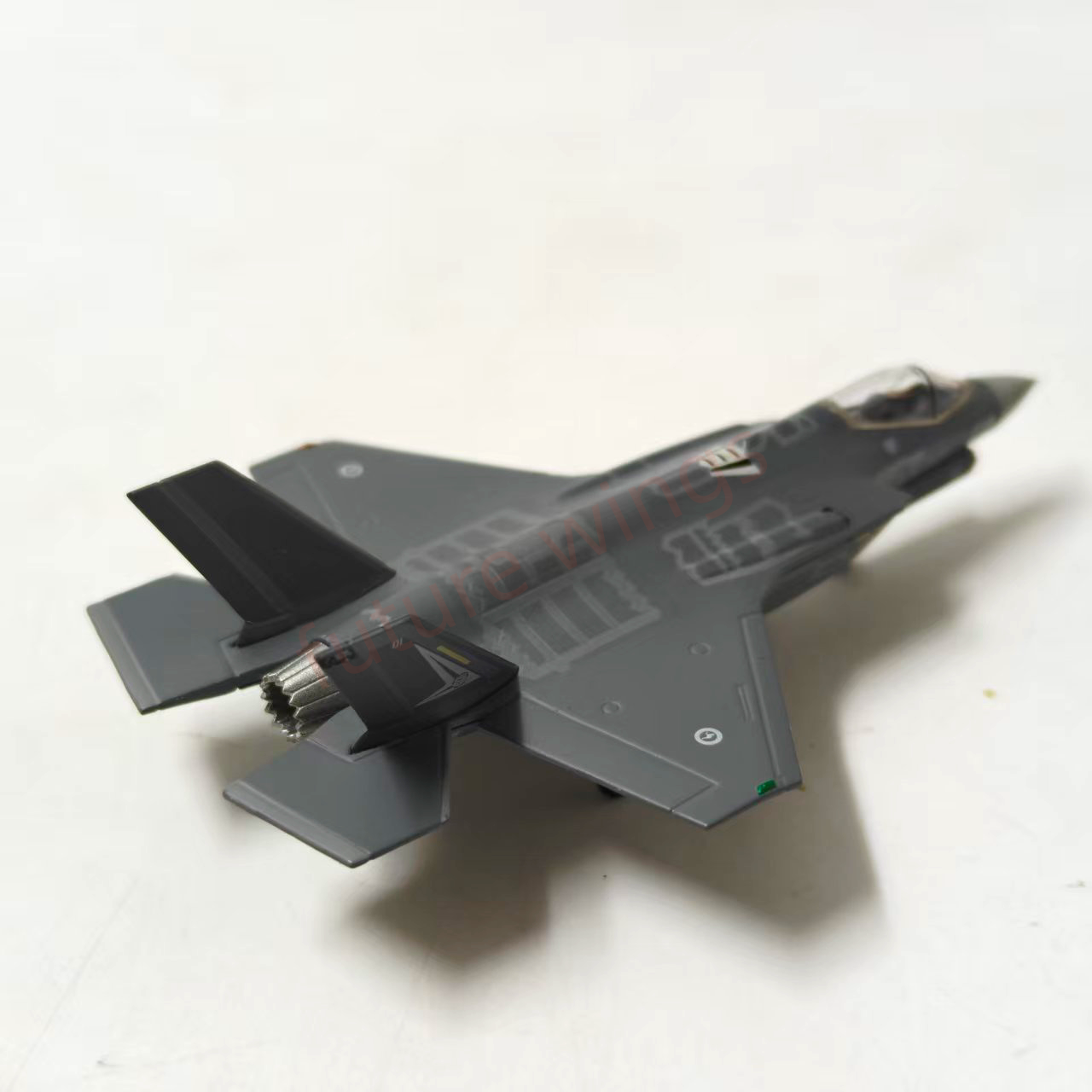 1:400 Herpa Wings 557665 Australian Air Force F-35A Lightning II A35-001 Diecast Airplane Model