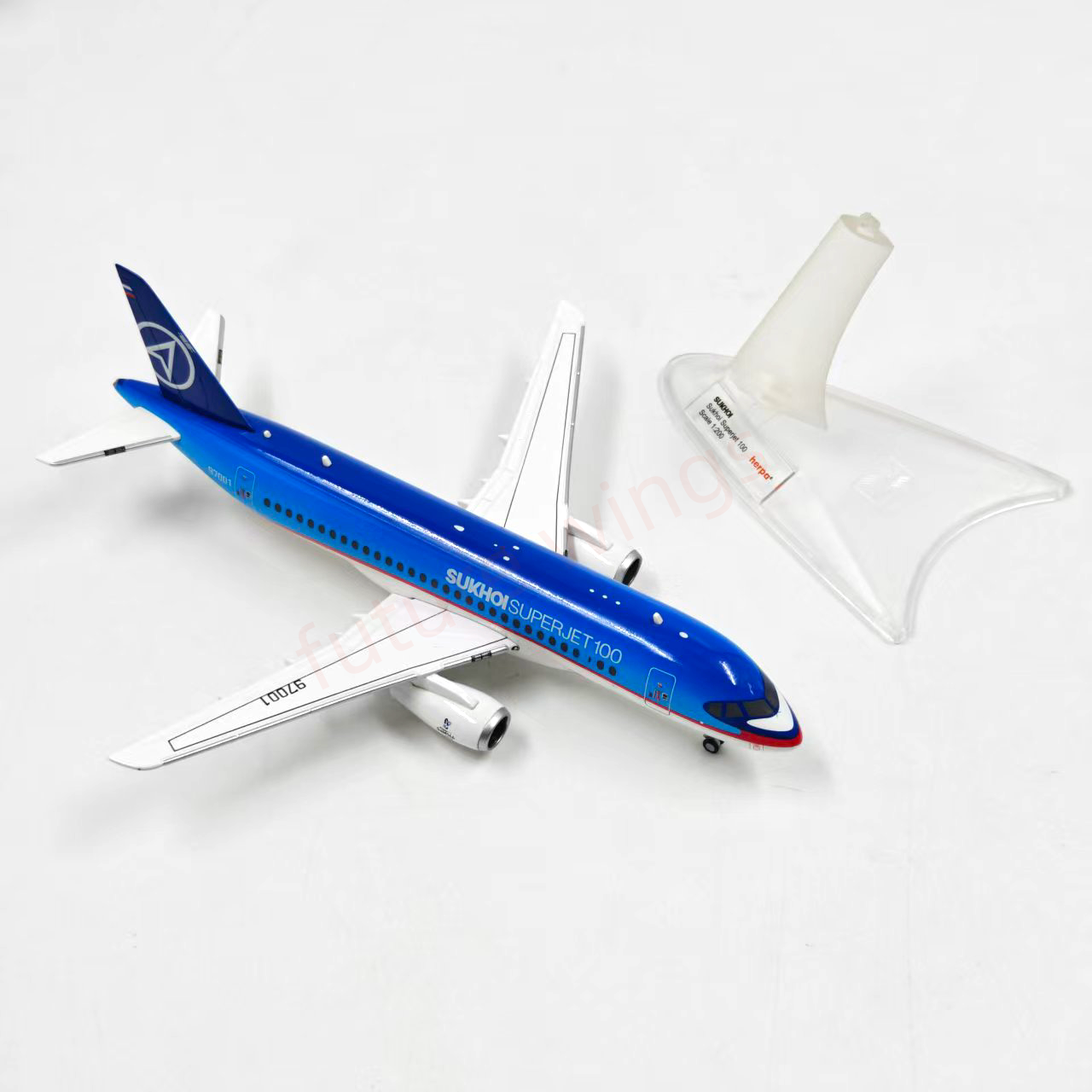 1:200 Herpa Wings 572880 SUKHOI Superjet 100 97001 Diecast Aircraft Model